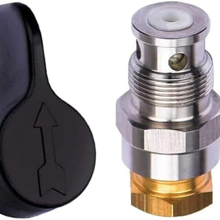 Airless sprayer prime valve